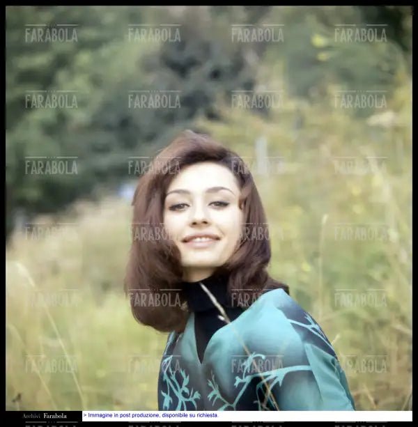 Raffaella Carrà, Cortina d'Ampezzo, 1964 - Farabola Immagine digitale