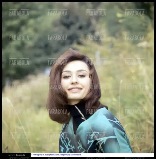 Raffaella Carrà, Cortina d'Ampezzo, 1964 - Farabola Immagine digitale