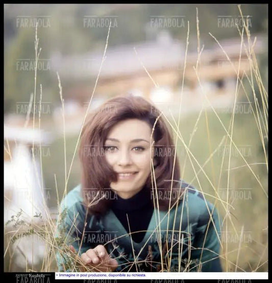 Raffaella Carrà, Cortina d'Ampezzo, 1964 - Farabola Immagine digitale
