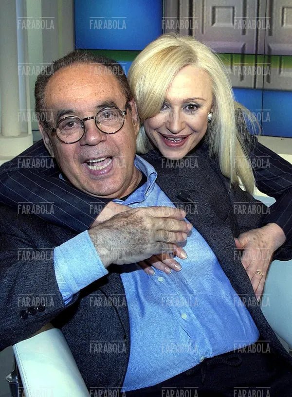Raffaella Carrà e Gianni Boncompagni, Porta a Porta, 2002 - Farabola Immagine digitale