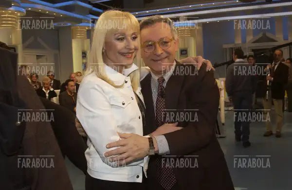 Raffaella Carrà e Leo Gullotta, Porta a Porta, 2004 - Farabola Immagine digitale
