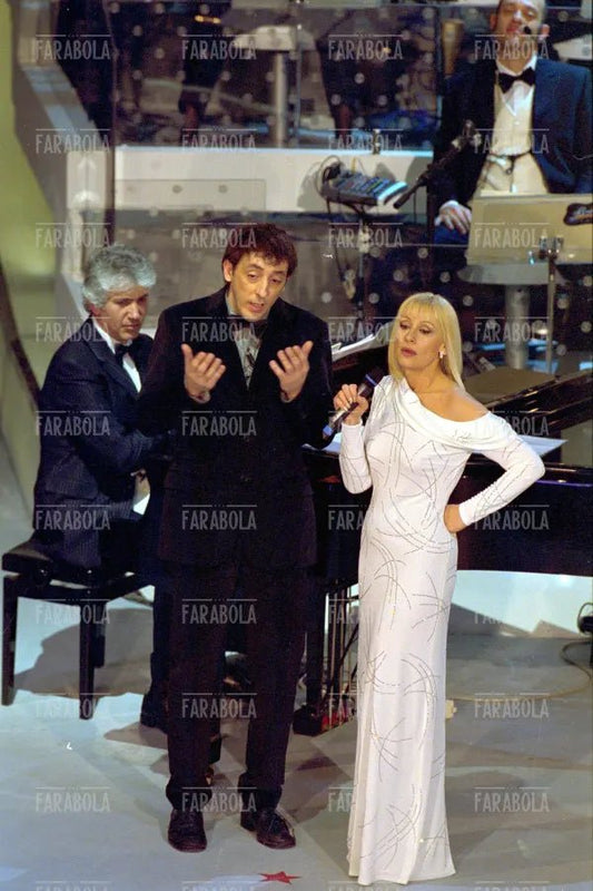 Raffaella Carrà e Massimo Ceccherini, Festival di Sanremo, 2001 - Farabola Immagine digitale