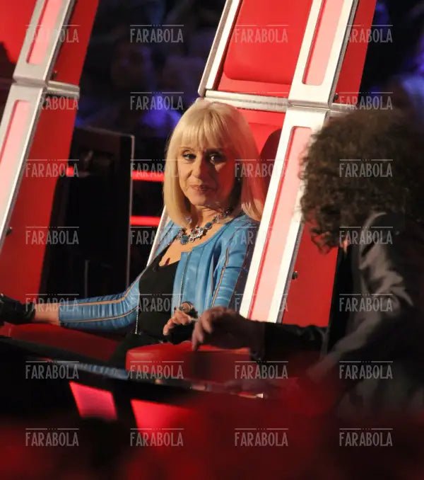 Raffaella Carrà e Riccardo Cocciante, The Voice of Italy, 2013 - Farabola Immagine digitale