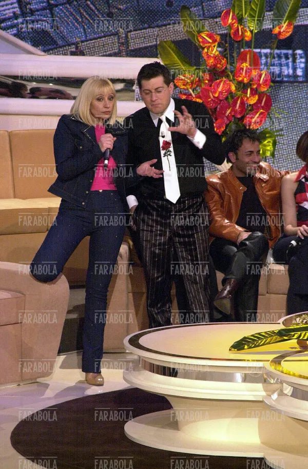 Raffaella Carrà ed Enrico Papi, Sanremo, 2001 - Farabola Immagine digitale