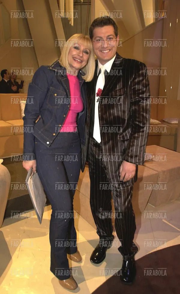 Raffaella Carrà ed Enrico Papi, Sanremo, 2001 - Farabola Immagine digitale