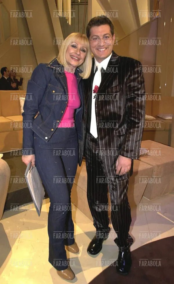 Raffaella Carrà ed Enrico Papi, Sanremo, 2001 - Farabola Immagine digitale