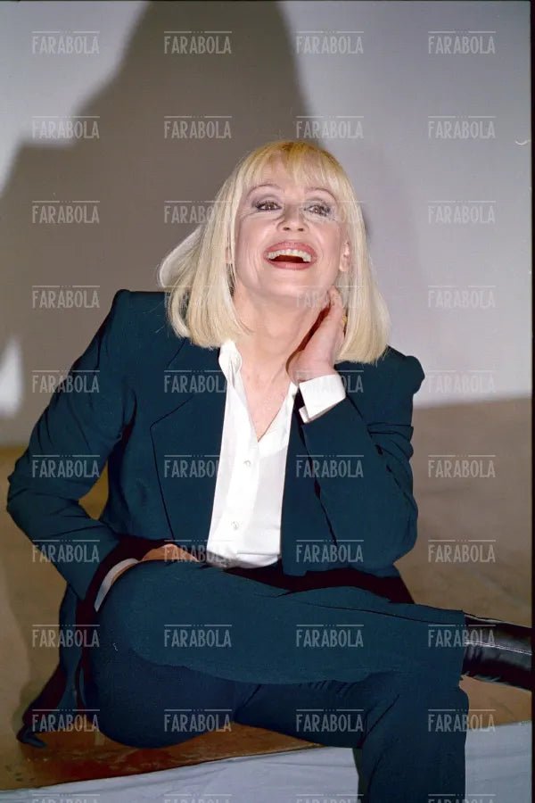 Raffaella Carrà, Festival di Sanremo, 2001 - Farabola Immagine digitale