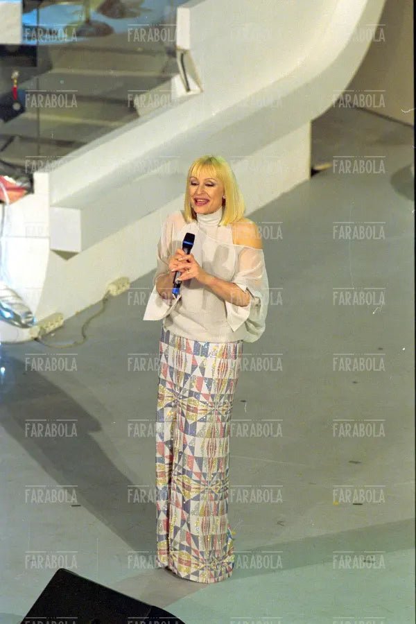 Raffaella Carrà, Festival di Sanremo, 2001 - Farabola Immagine digitale