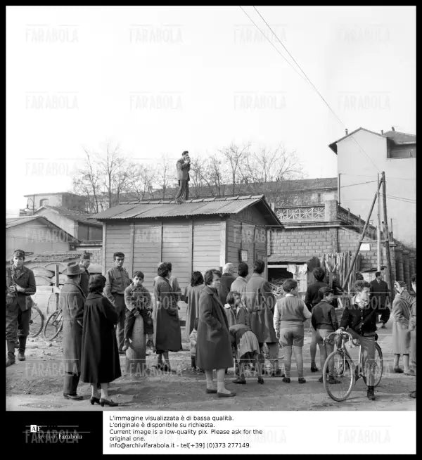 Rapina di via Osoppo, il fiume Olona, Milano, 1958 - Farabola Immagine digitale