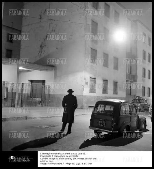 Rapina di via Osoppo, scenette inerenti la rapina, Milano, 1958 - Farabola Immagine digitale