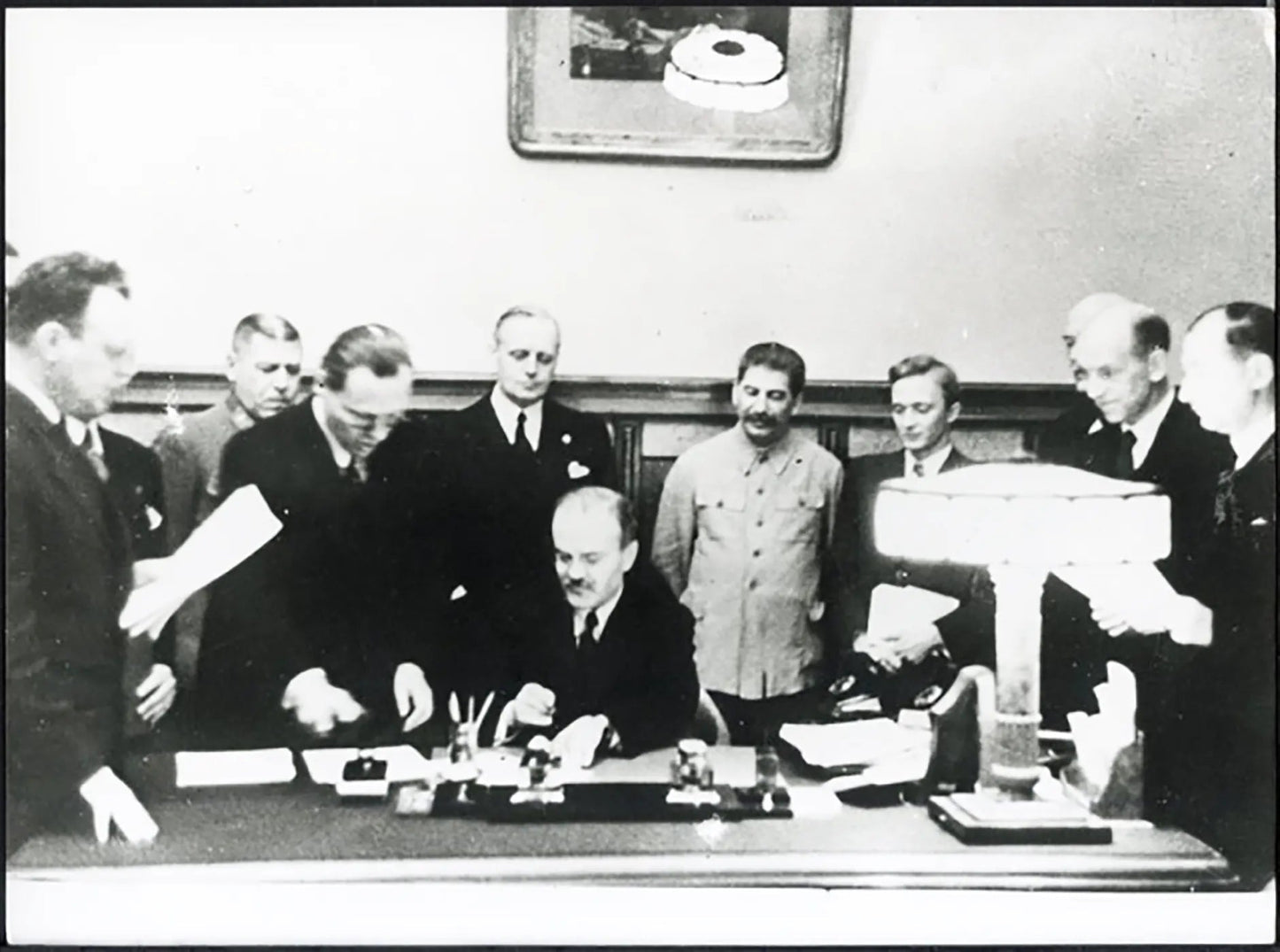 Ratifica del patto di non aggressione russo - tedesco 1939 Ft 37797 - Stampa 24x18 cm - Farabola Stampa ai sali d'argento (anni 90)