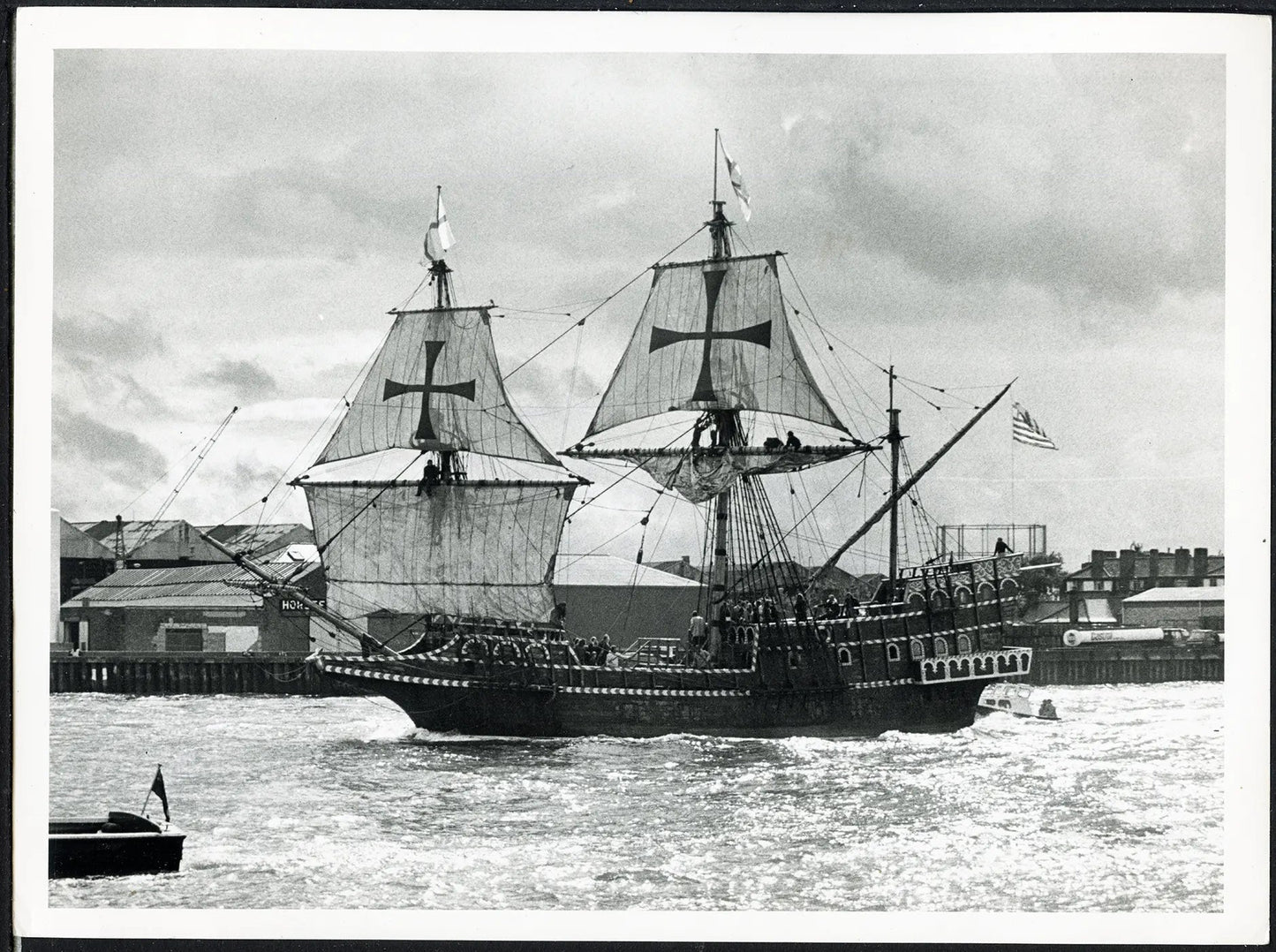 Replica della Golden Hinde di Drake 1974 Ft 36211 - Stampa 20x15 cm - Farabola Stampa ai sali d'argento