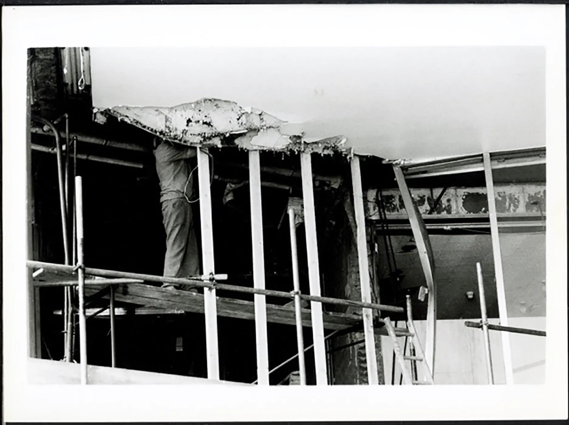 Ripristino Borsa di Londra dopo attentato 1990 Ft 38074 - Stampa 24x18 cm - Farabola Stampa ai sali d'argento