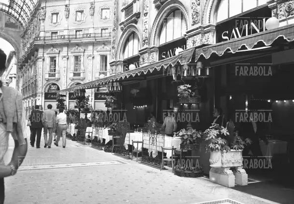 Ristorante Savini in Galleria Vittorio Emanuele II, Milano, 1976 - Farabola Immagine digitale