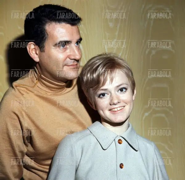Rita Pavone e Teddy Reno, anni 60 - Farabola Immagine digitale