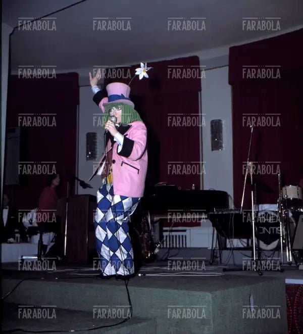 Rita Pavone, Viareggio, 1964 - Farabola Immagine digitale