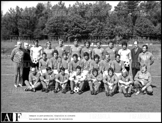 Ritiro della nazionale italiana per i Mondiali di calcio in Germania Ovest, 1974 - Farabola Immagine digitale