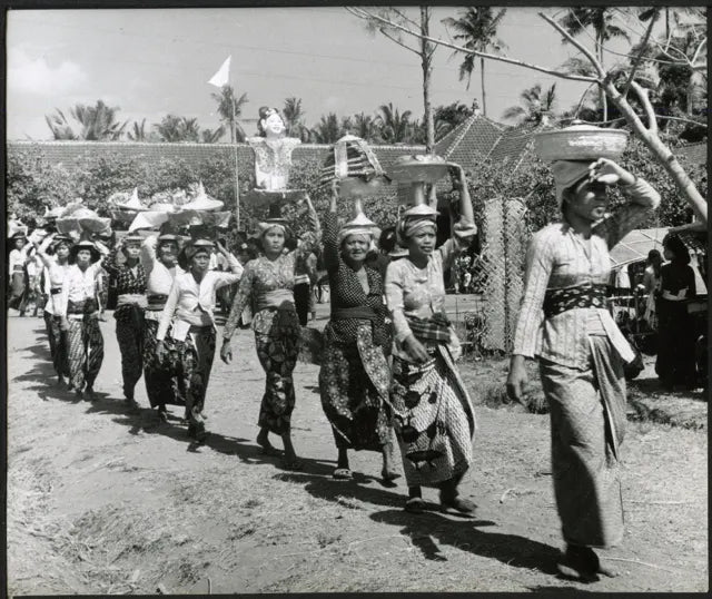 Rito funebre a Bali anni 60 Ft 4394 - Stampa 20x15 cm - Farabola Stampa ai sali d'argento