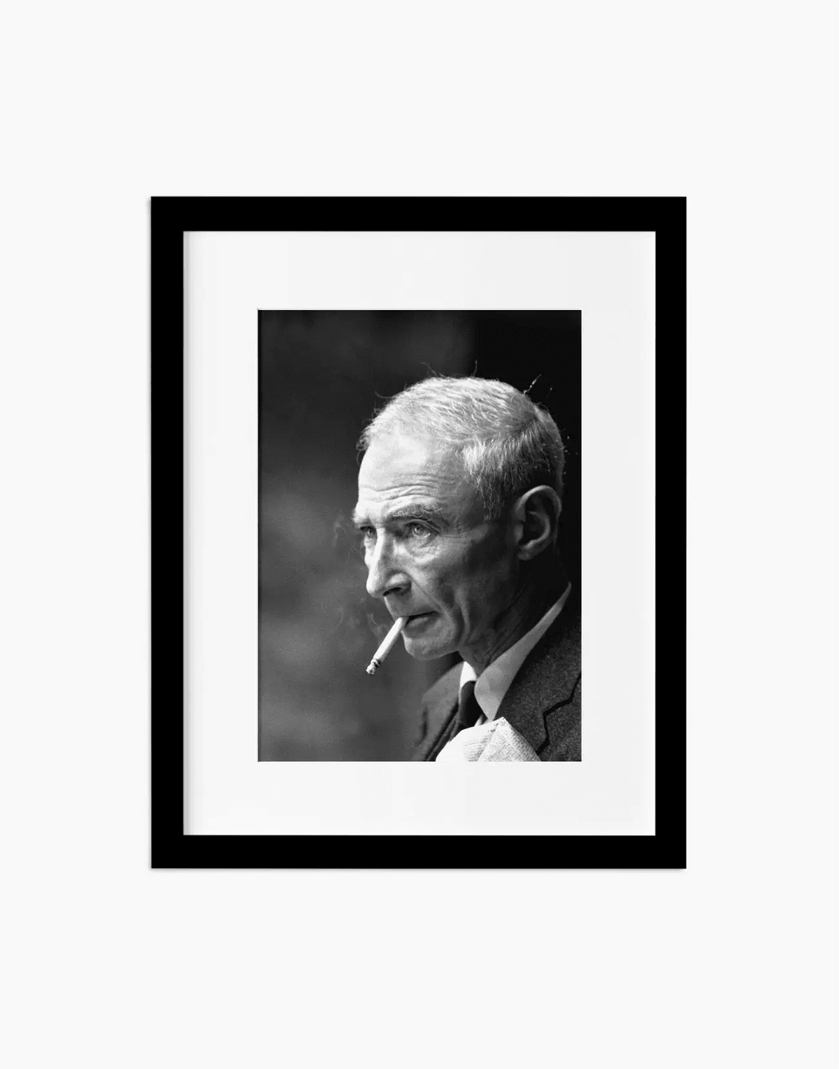 Robert Oppenheimer, 1964 — stampa fine art con cornice nera