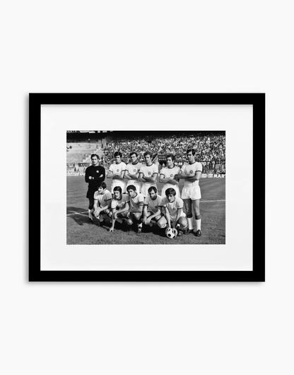 Roma, Formazione, 1969 — stampa fine art con cornice nera