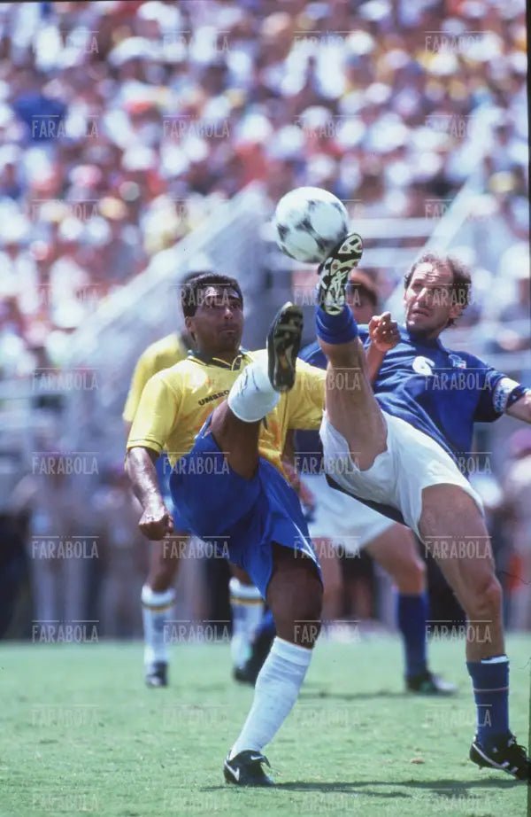 Romario e Franco Baresi, Italia-Brasile, Mondiali di calcio Usa 1994 - Farabola Immagine digitale