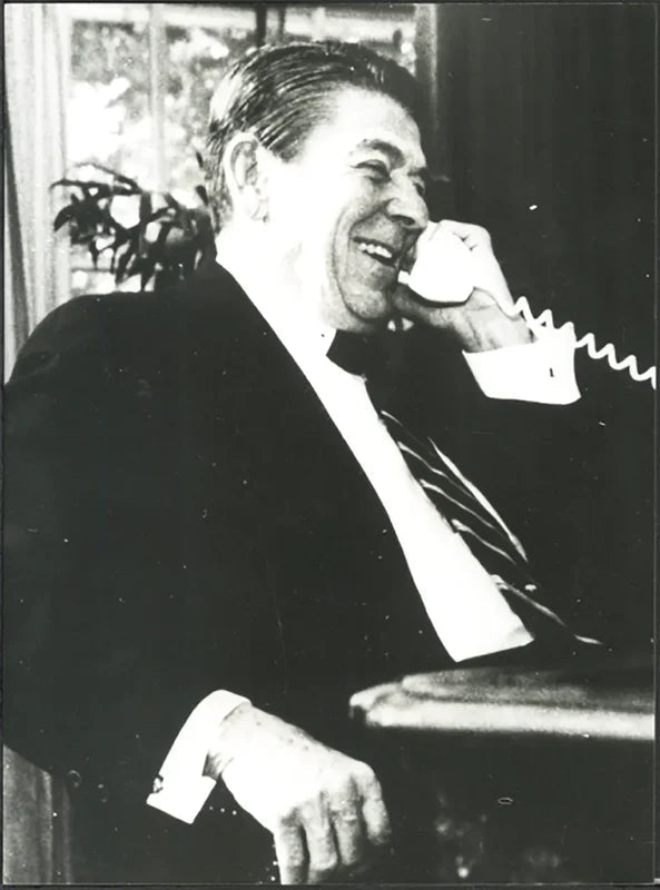 Ronald Reagan alla Casa Bianca 1983 Ft 37384 - Stampa 24x18 cm - Farabola Stampa ai sali d'argento