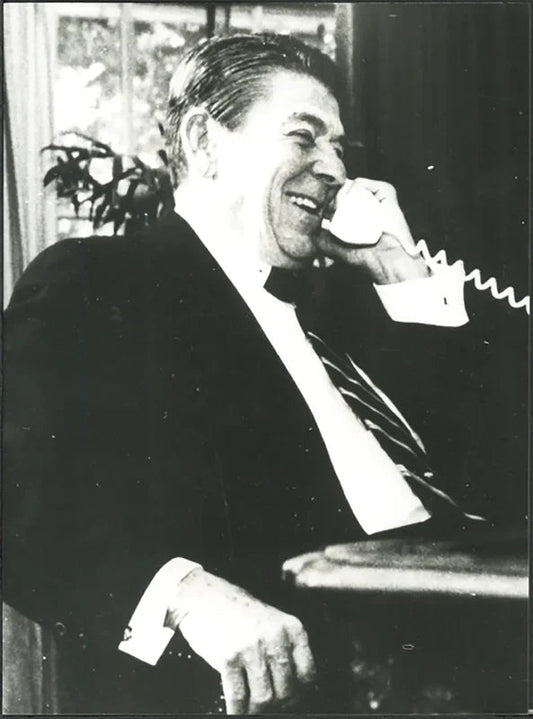 Ronald Reagan alla Casa Bianca 1983 Ft 37384 - Stampa 24x18 cm - Farabola Stampa ai sali d'argento