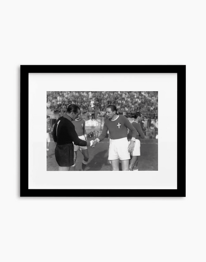 Rossetti e Piola, Milan-Novara 1949 — stampa fine art con cornice nera
