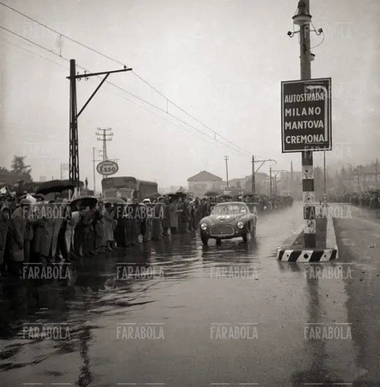 Rota e Toscano su Ferrari 166 LM, Mille Miglia, 1950 - Farabola Immagine digitale