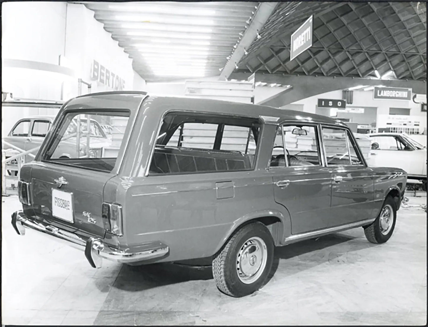 Salone Auto Torino 1967 Fiat 125 Ft 36421 - Stampa 21x27 cm - Farabola Stampa ai sali d'argento