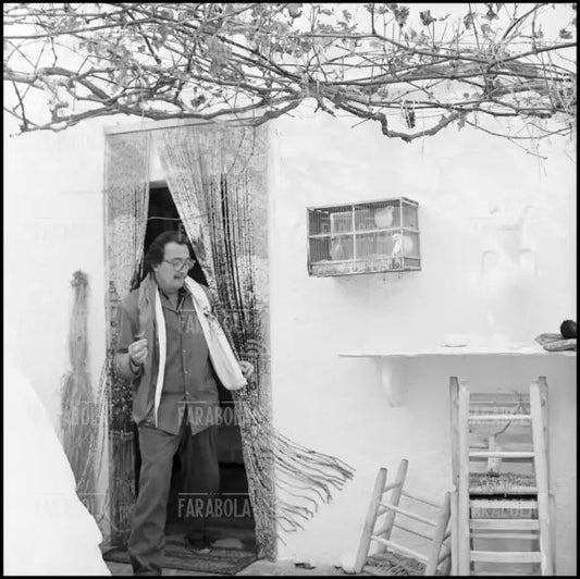 Salvador Dalì a Port Lligat, 1957 - Farabola Immagine digitale