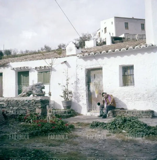 Salvador Dalì a Port Lligat - Farabola Immagine digitale