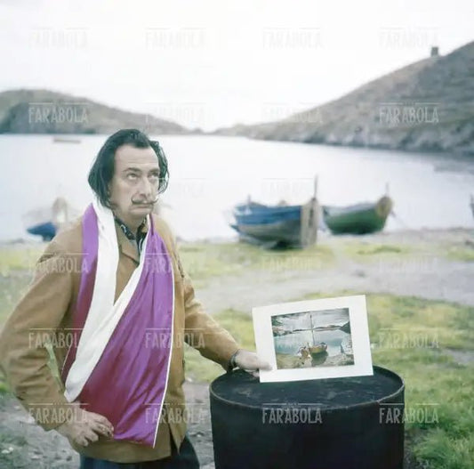 Salvador Dalì, Port Lligat, 1957 - Farabola Immagine digitale