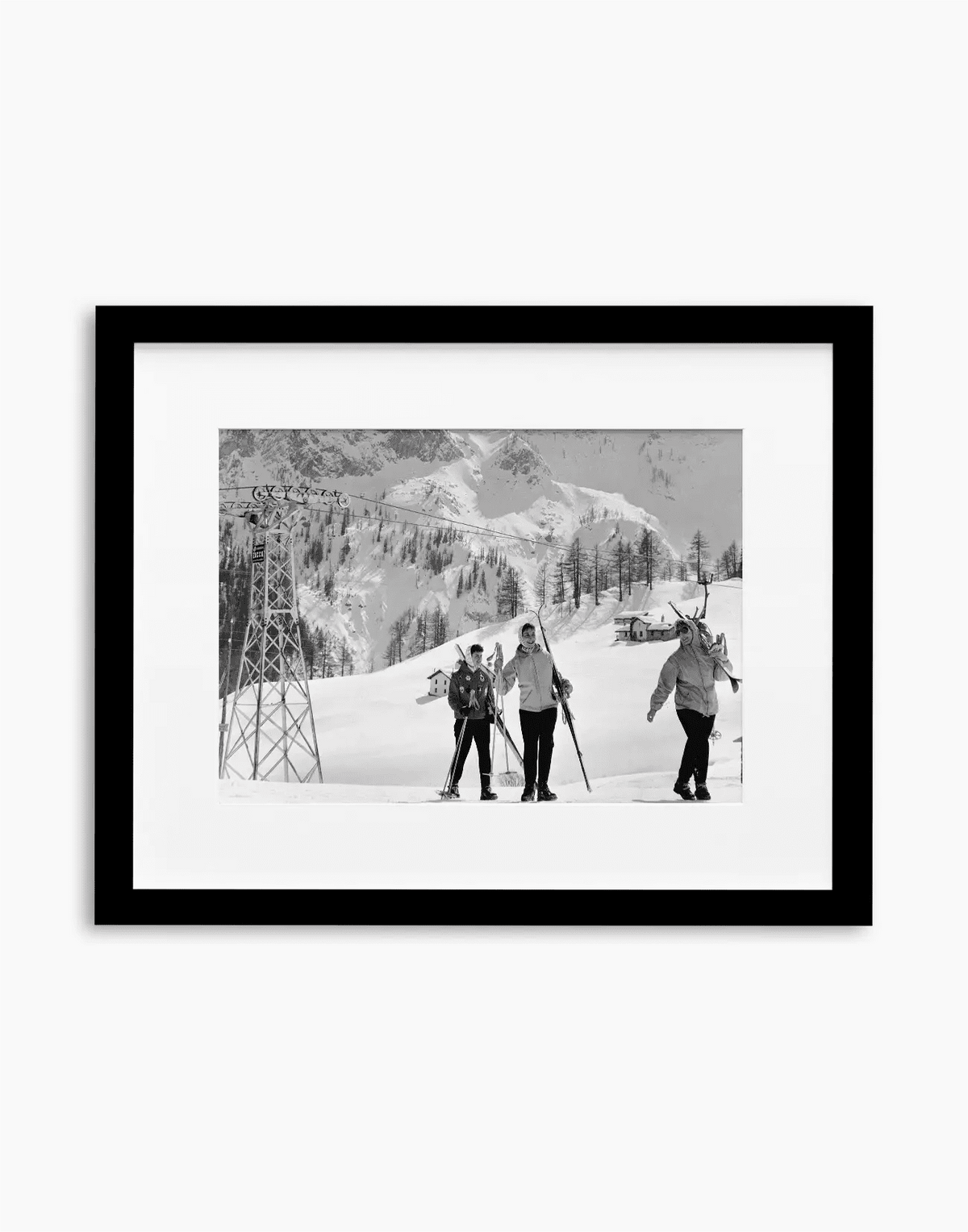 Sciatori a Courmayeur, anni 60 — stampa fine art con cornice nera