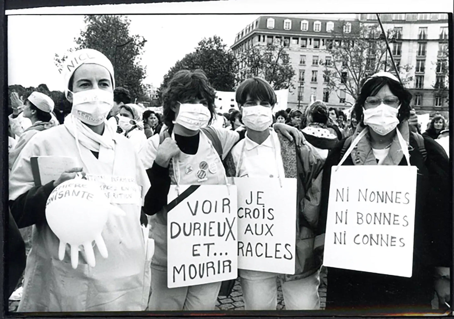 Sciopero delle infermiere a Parigi 1991 Ft 5272 - Stampa 21x15 cm - Farabola Stampa ai sali d'argento