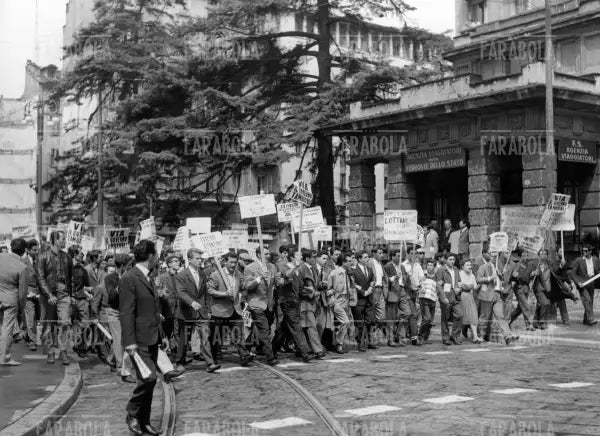 Sciopero organizzato dalla Cgil, Milano, 1960 - Farabola Immagine digitale