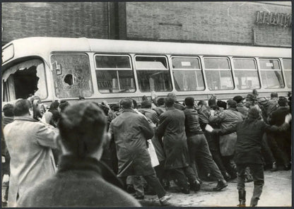 Scontri a Bruxelles 1960 Ft 3270 - Stampa 18x13 cm - Farabola Stampa ai sali d'argento