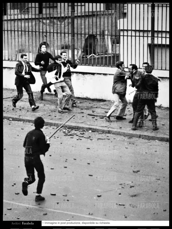 Scontri all'Università di Roma, 1968 - Farabola Immagine digitale