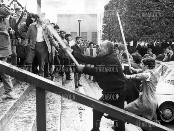 Scontri all'Università di Roma, 1968 - Farabola Immagine digitale