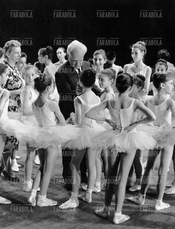 Scuola di Ballo del Teatro alla Scala, Milano, 1962 - Farabola Immagine digitale