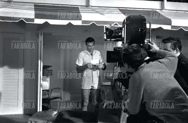Sean Connery sul set del film Goldfinger, 1964 - Farabola Immagine digitale