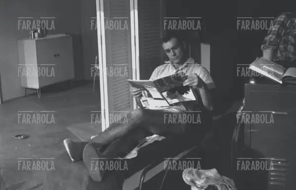 Sean Connery sul set del film Goldfinger, 1964 - Farabola Immagine digitale