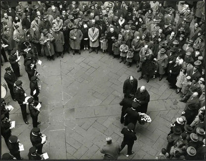 Serenata al Sindaco Milano Capodanno 1960 Ft 35924 - Stampa 21x27 cm - Farabola Stampa ai sali d'argento