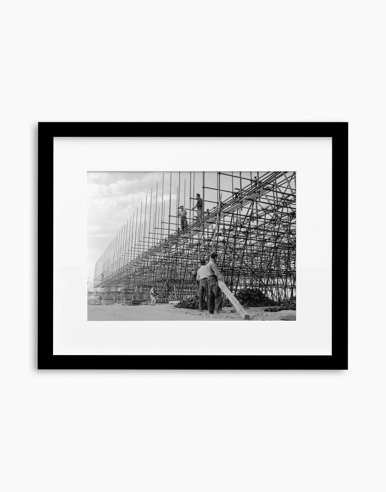Si costruisce l'Autostrada del Sole, 1958 - Farabola WhiteWall App Product