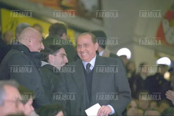 Silvio Berlusconi e Adriano Galliani, Milan vs Inter, 2002 - Farabola Immagine digitale