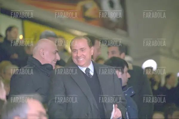 Silvio Berlusconi e Adriano Galliani, Milan vs Inter, 2002 - Farabola Immagine digitale