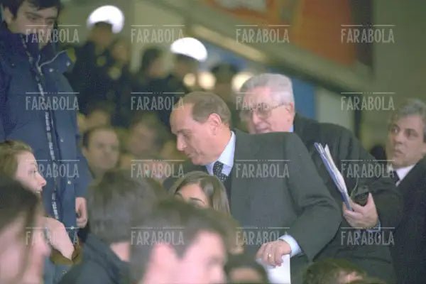 Silvio Berlusconi, Milan vs Inter, 2002 - Farabola Immagine digitale