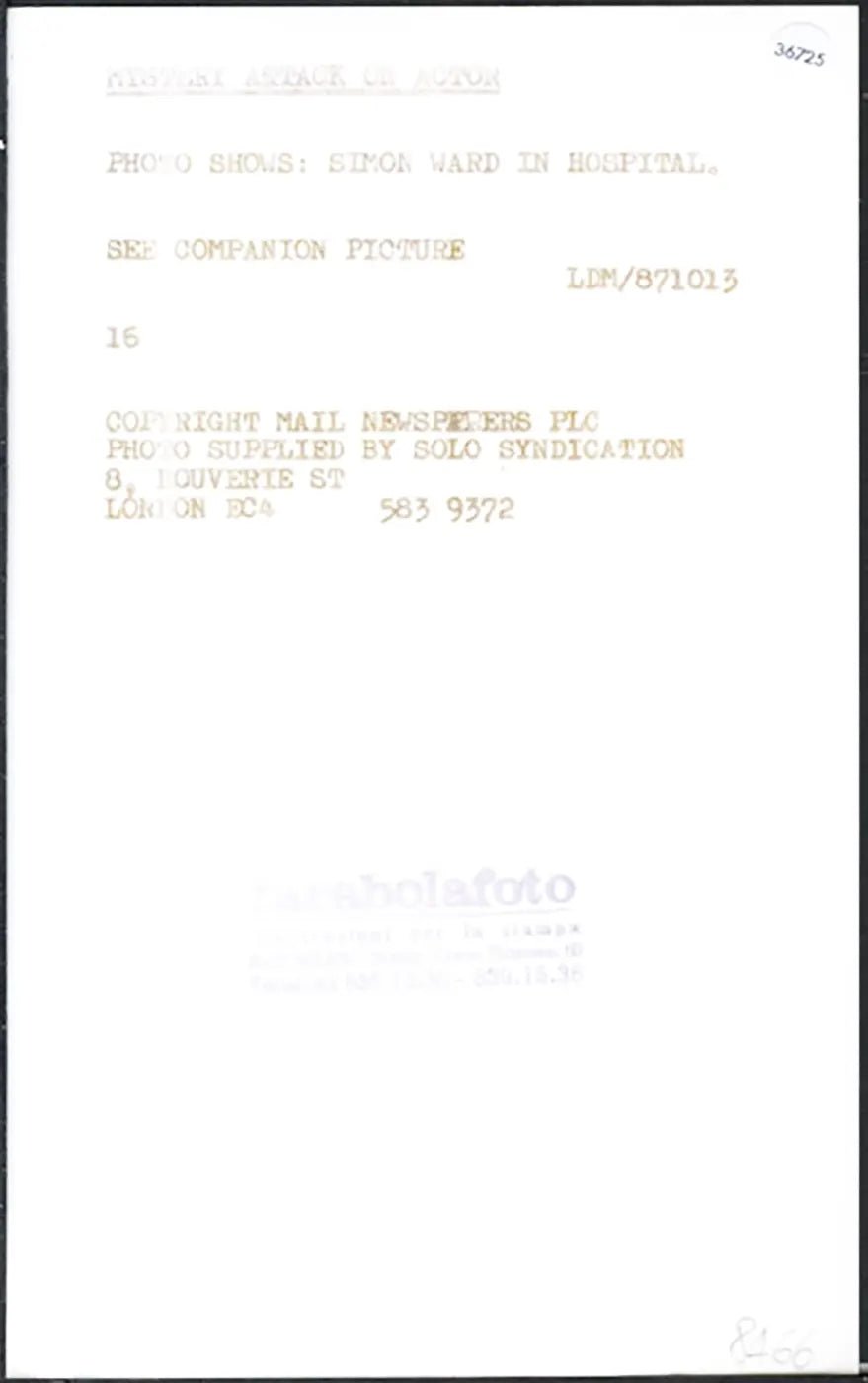 Simon Ward in ospedale 1987 Ft 36725 - Stampa 20x12 cm - Farabola Stampa ai sali d'argento
