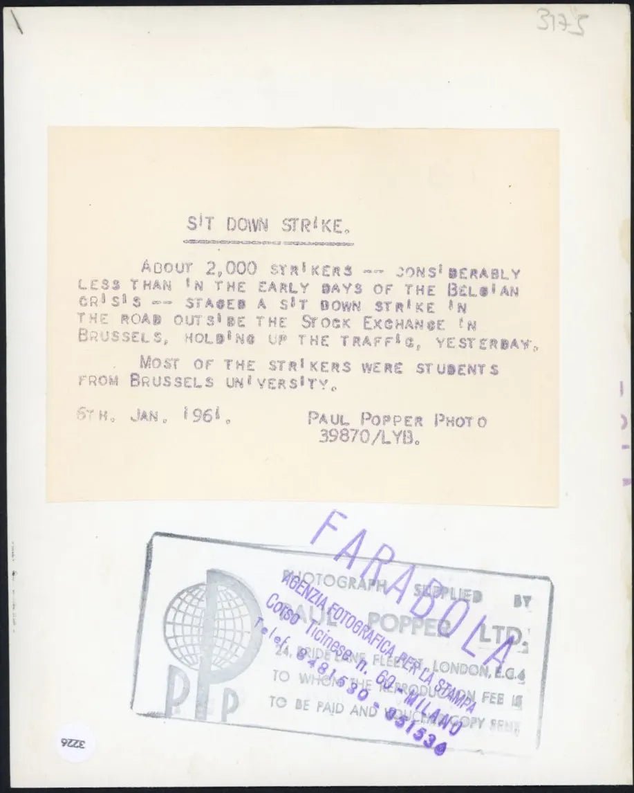 Sit - in a Bruxelles 1961 Ft 3226 - Stampa 20x15 cm - Farabola Stampa ai sali d'argento