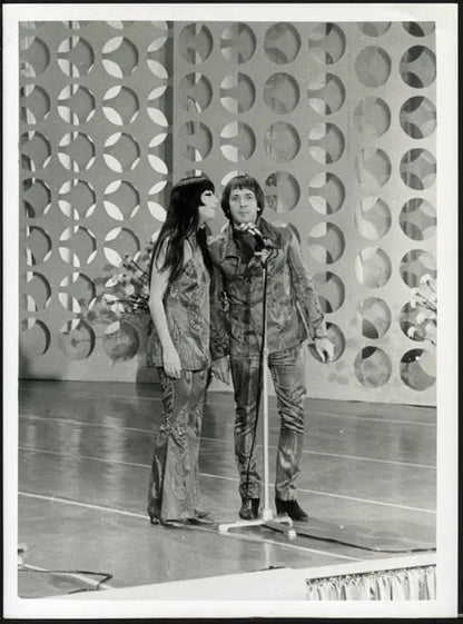 Sonny and Cher Sanremo 1967 Ft 35659 - Stampa 24x18 cm - Farabola Stampa ai sali d'argento (anni 90)